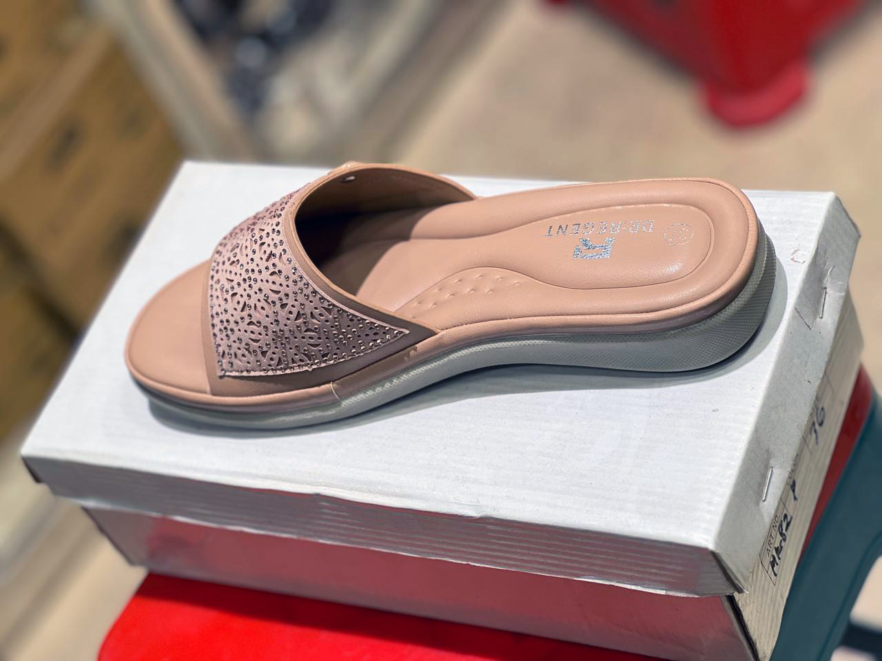 Dr. Regent Chines slippers